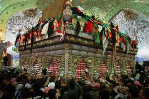 خون بر شمشیر پیروز شد! 