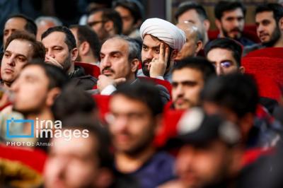 حاشیه‌هایی از مراسم روز دانشجو با حضور پزشکیان 