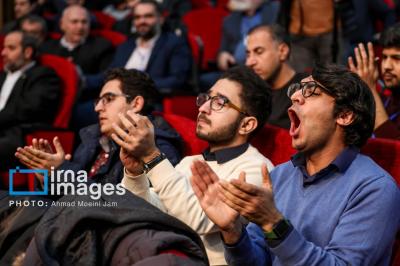 حاشیه‌هایی از مراسم روز دانشجو با حضور پزشکیان 
