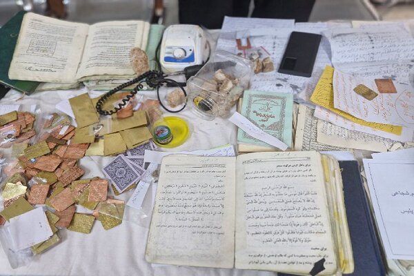 رمال معروف تهران دستگیر شد 
