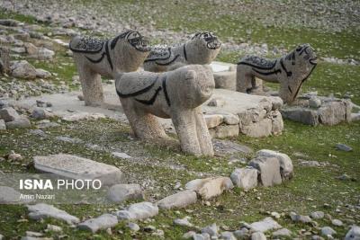  قبرستان شیرسنگی دورک در منطقه احمد فداله دزفول 