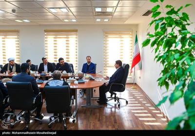 نشست هم اندیشی مدیران اندیشکده ها با مشاور رهبری 