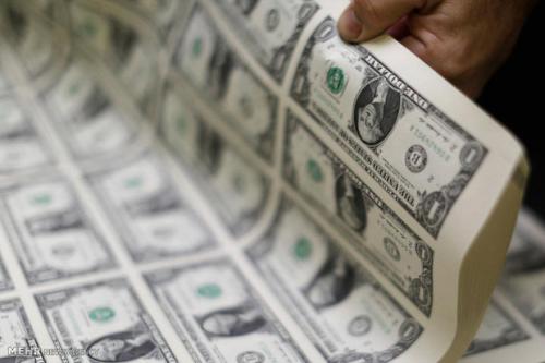کاهش قیمت رسمی انواع ارز/فقط نرخ دلار بالا رفت