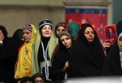 دیدار جمعی از بانوان با رهبر انقلاب / عکس