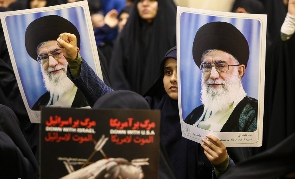 اجتماع قمی‌ها در حمایت از جبهه مقاومت 