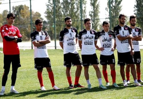 شوک به هوداران پرسپولیس:طوفان جدید برانکو در پرسپولیس/سه اخراجی در لیست سیاه برانکو/خط خورده های پرسپولیس مشخص شدند