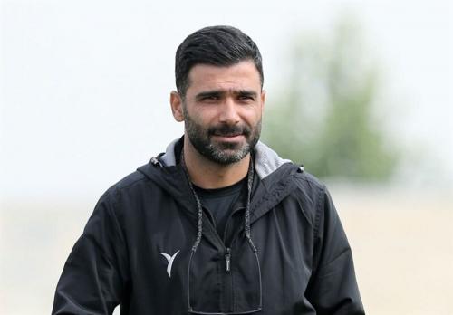 یک استقلالی دیگر سرمربی هوادار شد 