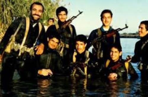 غواص نوجوانی که برای رفتن به جبهه کلاهبرداری کرد+ عکس