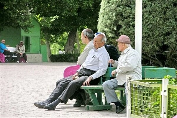 پرداخت وام ضروری برای بازنشستگان کشوری 