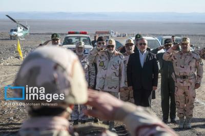 رزمایش تکاوران در دشت لوت 