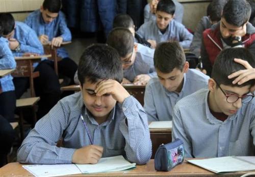 بلاتکلیفی ۱۷ میلیون دانش‌آموز