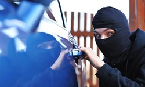 فیلم/ سرقت از ماشین‌‌های مجهز به دزدگیر/ آیا دزدگیر کاربرد مثبت هم دارد؟