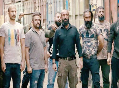 جولان انگل‌ها و اراذل در نمایش خانگی +عکس و فیلم
