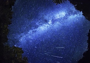 تماشای زیباترین بارش شهابی سال