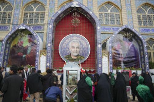 اینجا شبیه جاده اربعین است +فیلم