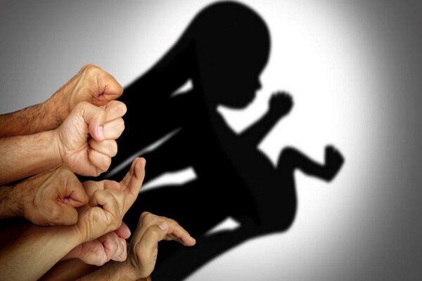تصمیم اشتباهی که حق مادری را می‌گیرد+عکس