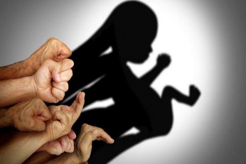 تصمیم اشتباهی که حق مادری را می‌گیرد+عکس