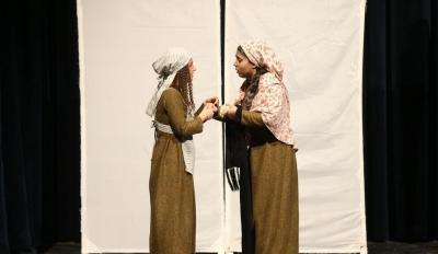  نمایش موزیکال نود و شش درصد 