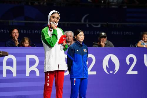  نایب‌قهرمان پارالمپیک برای پدرش تریلی خرید