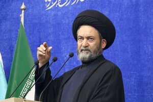 امام جمعه‌ای که شهرتش جهانی است