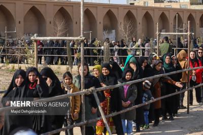 طولانی‌ترین کباب در باغ جهانی دولت آباد یزد