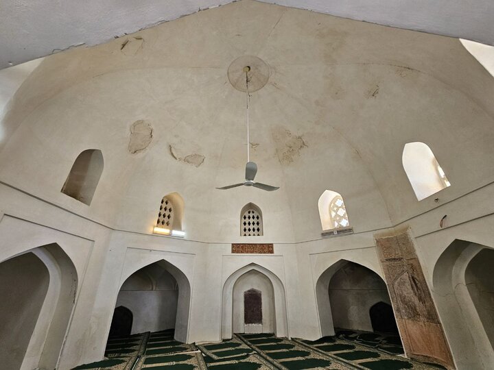 مسجدی در ایران که روی چهار برکه آب ساختند