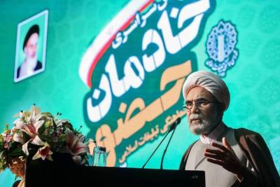 قالیباف در همایش سراسری خادمان حضور