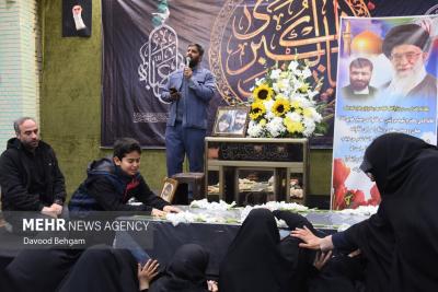  تشییع پیکر همسر شهید برونسی در مشهد 