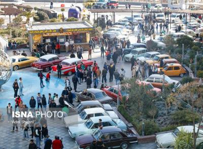 همایش خودروهای تاریخی در اصفهان