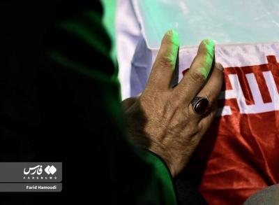 وداع با پیکر شهدا در مسجد جامع خرمشهر