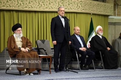 دیدار مسئولان ، نمایندگان کشورهای اسلامی و اقشار  مردم با رهبر  انقلاب