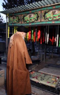 عکس/ حضور رهبر انقلاب در گلزار شهدای تهران