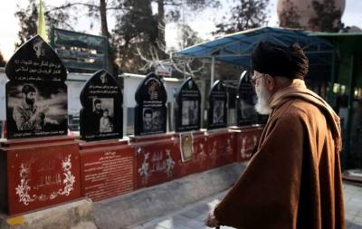 عکس/ حضور رهبر انقلاب در گلزار شهدای تهران