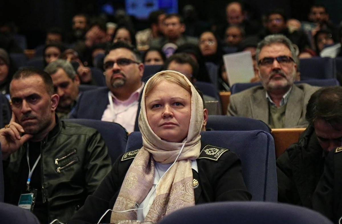 حجاب نماینده روسیه در همایش هوش مصنوعی در تهران 