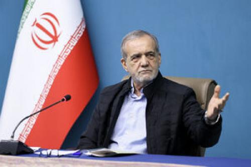 دیدار پزشکیان با اهالی فرهنگ وهنر