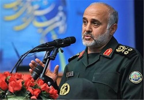  رشید: با آمادگی رزمی کامل محاسبات دشمن را تغییر می‌دهیم 