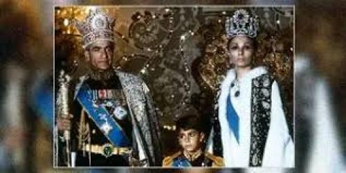 حضور محمدرضا پهلوی در راهپیمایی ۲۲ بهمن!