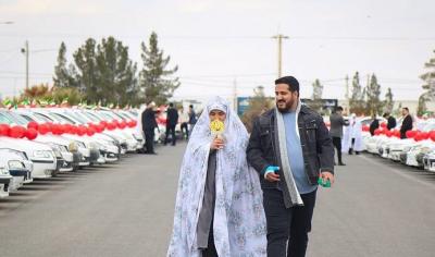  عکس/ شروع زندگی ۴۶٠ زوج یزدی در جشن انقلاب