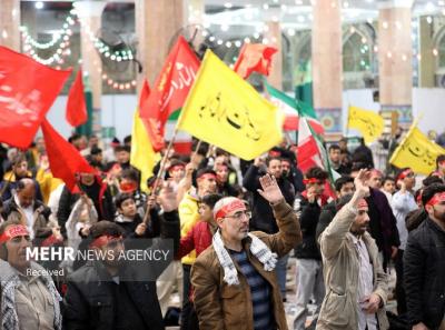 تجدید عهد جوانان مهدوی در مسجد جمکران