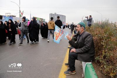 عاشقان امام زمان(عج) در مسیر جمکران 