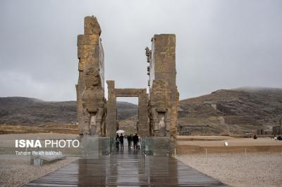 تخت جمشید درباران