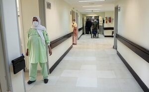 ماجرای تجمع کارکنان بیمارستان میلاد چه بود؟+عکس