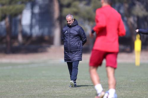 جنجال بر سر توافق سر مربی پرسپولیس برای استقلال