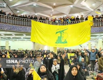 عکس/ همزمان با تشییع شهدا در لبنان؛ گرامیداشت شهید نصرالله در همدان
