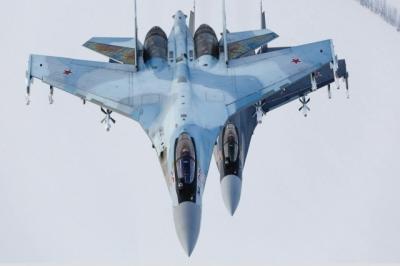 مقایسه کابین خلبان جنگنده‌ های سوخو SU-35S و SU-57 