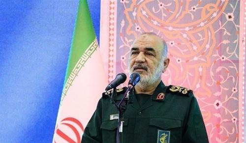 سرلشکر سلامی : سپاه برای مردم جان می‌دهد /روح ایمان در جامعه ما جاری است +فیلم