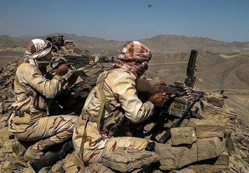 دستگیری عوامل تیم عملیاتی گروهک تروریستی جیش الظلم .../ تداوم پاکسازی منطقه+ عکس و فیلم