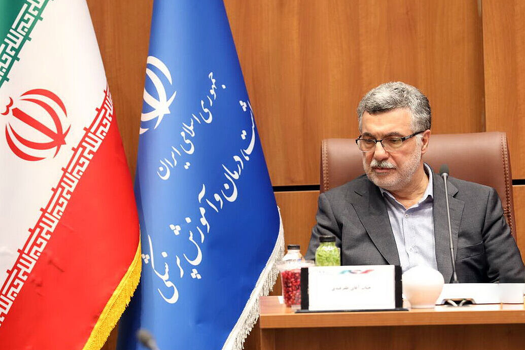 اجرای طرح‌های مناسب برای ماندگاری پزشکان+ عکس