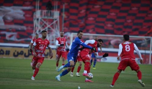 دیدار پرسپولیس و استقلال در دربی ۱۰۵  