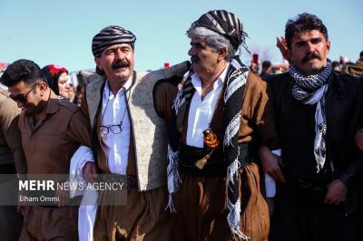 عکس/مراسم استقبال از نوروزدر روستای چشمیدر کردستان